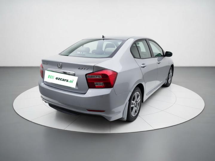 Classic 2012 1.5L MT Comfort photo 4