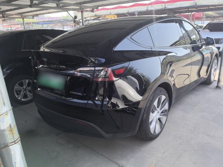 Model Y 2022 RWD photo 6