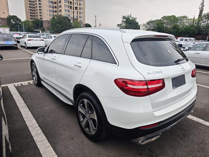 GLC 2016 GLC 260 4MATIC Luxury photo 4