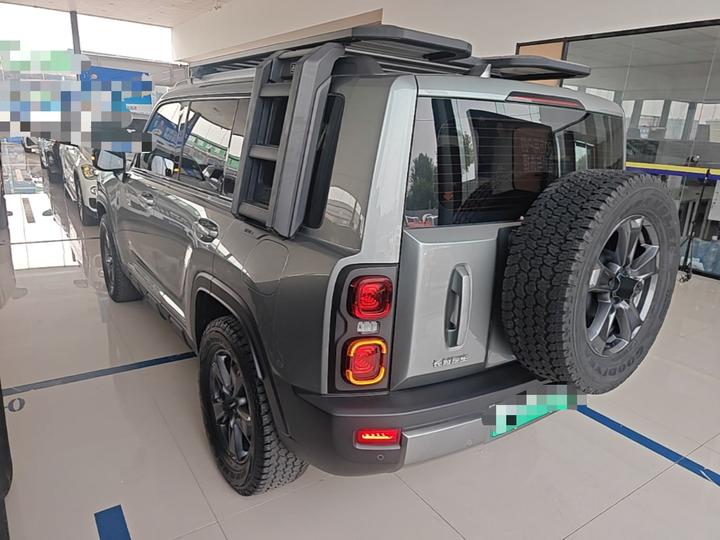 EV 2023 Hi4 102 Explorer photo 4