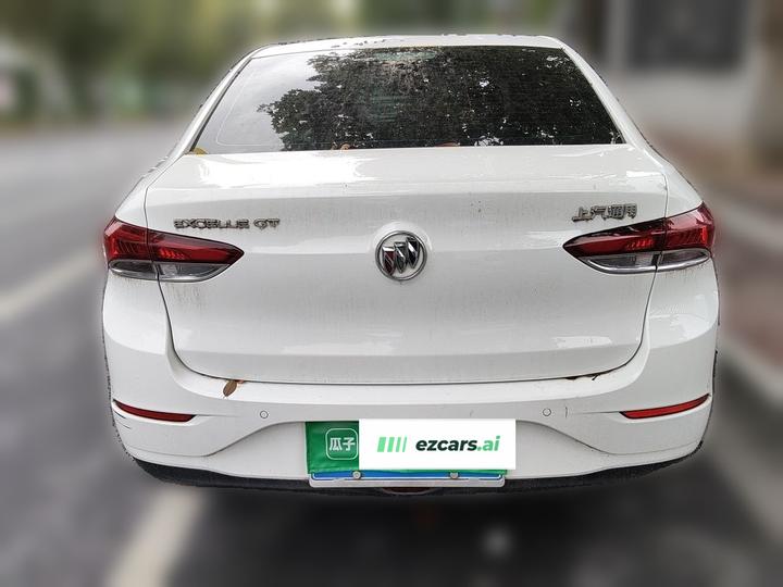Excelle 2021 Facelift Classic 1.5L AT Elite photo 5
