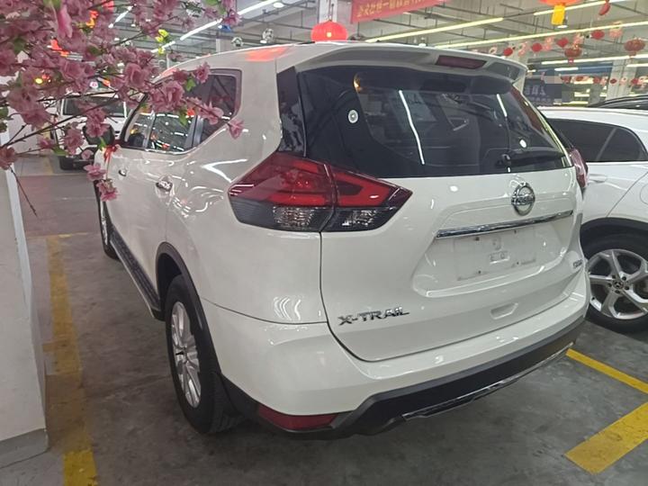 X-Trail 2021 2.0L CVT 2WD XL Premium Connected Exclusive photo 4
