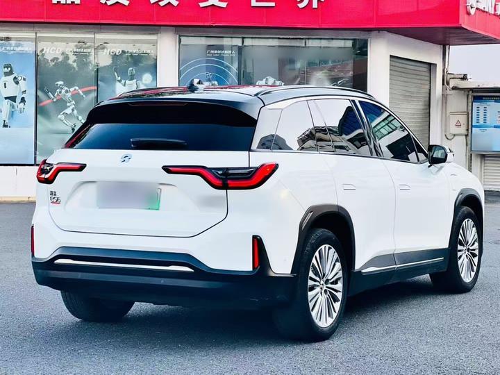 ES6 2020 610KM Performance photo 4