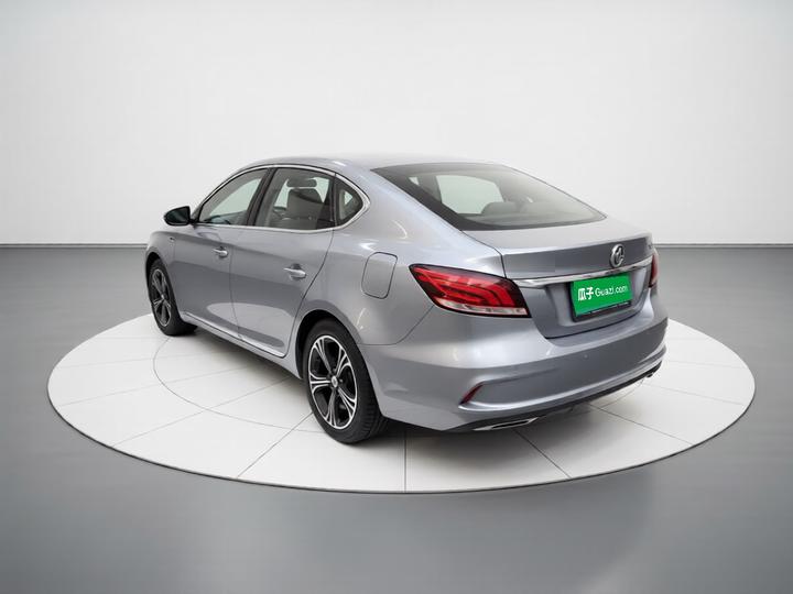 MG6 2017 20T AT Luxury Connected China V photo 4