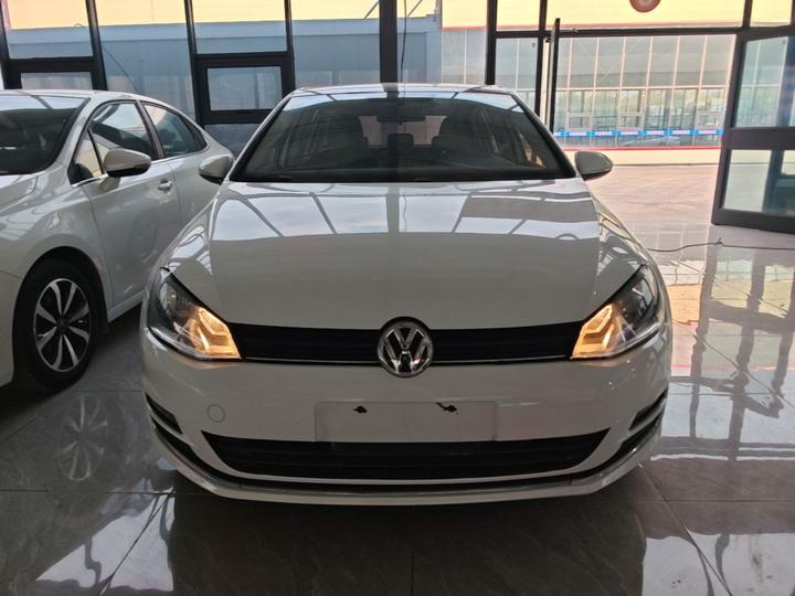 Golf 2016 1.6L AT Comfort photo 2
