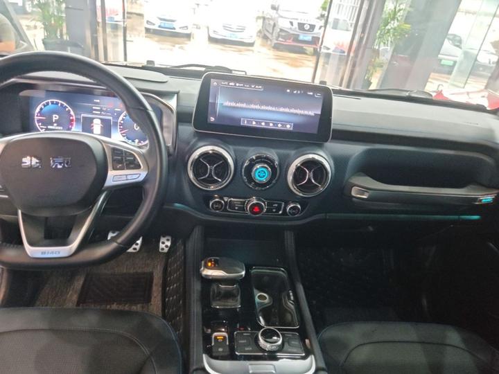 BJ40 2020 2.0T AT AWD photo 8