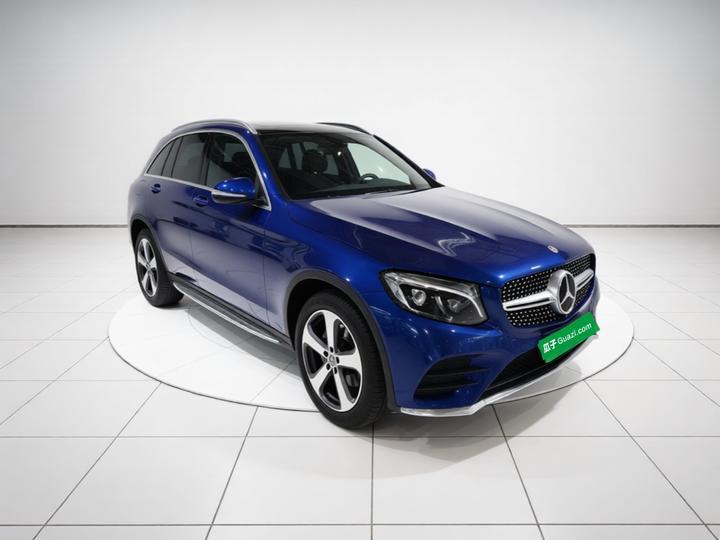 GLC 2017 GLC 300 4MATIC Dynamic photo 3
