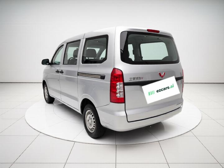 Wuling Hongguang V 2019 1.5L China VI LAR photo 4