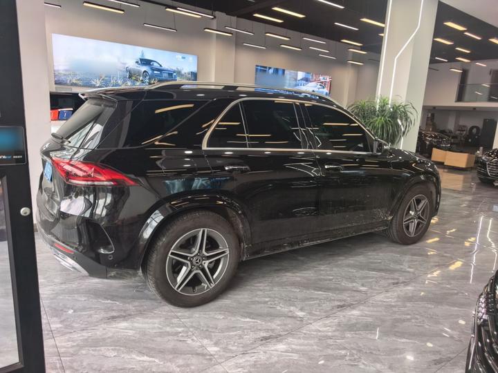 GLE Imported 2023 GLE 450 4MATIC Dynamic photo 4