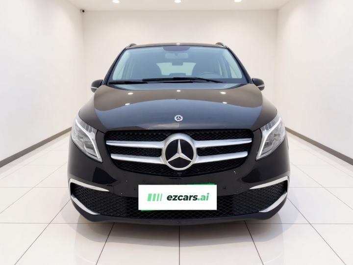 V-Class 2022 V 260 L Long Wheelbase Premium photo 2