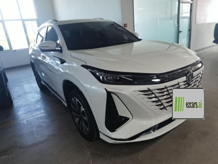 CS75 PLUS 2023 3rd Gen 1.5T AT Premium photo 3