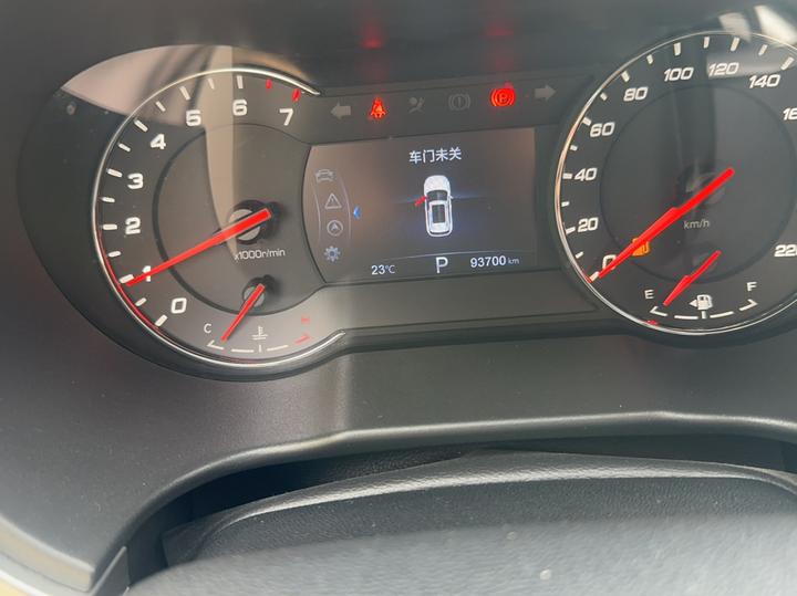 CS35PLUS 2018 1.6L AT China V photo 8