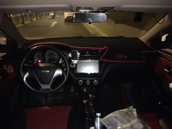 K2 2015 Hatchback 1.4L AT GLS photo 5