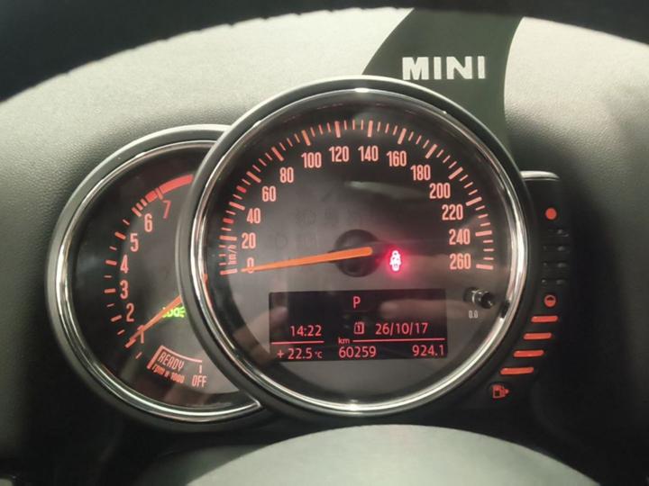 2017 1.5T COOPER ALL4 photo 3