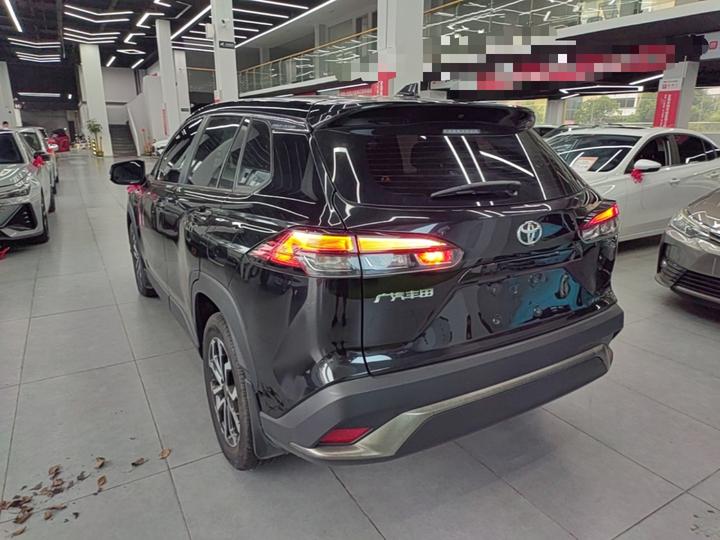 Frontlander 2022 2.0L CVT Luxury photo 4