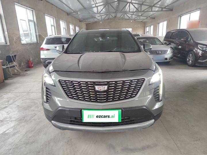 XT4 2018 28T RWD Leading photo 2