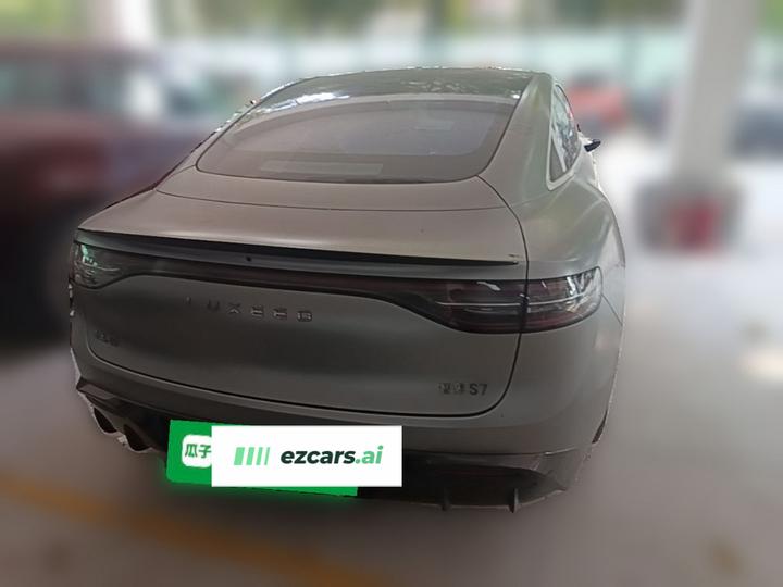HIMA Luxeed S7 2024 Max RS AWD Performance photo 3