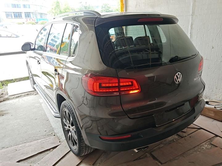 Tiguan 2015 1.8TSI AT AWD Luxury photo 4
