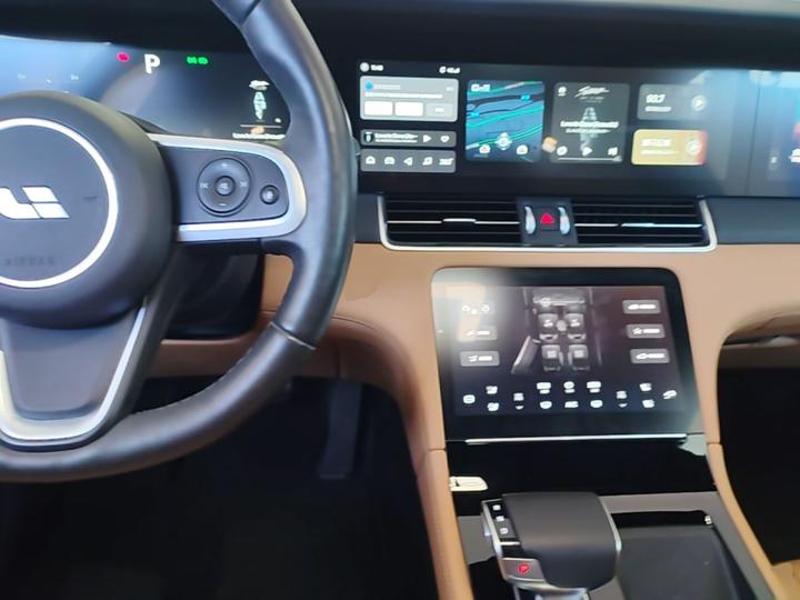 Li Auto ONE 2020 EREV 6-Seater photo 5