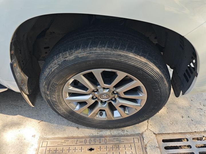 Prado 2018 3.5L AT TX-L NAVI photo 8