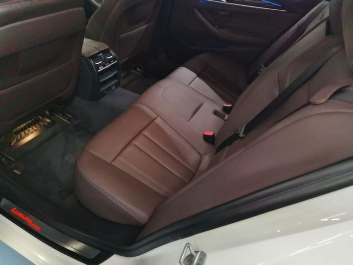 5 Series 2018 525Li Luxury photo 4