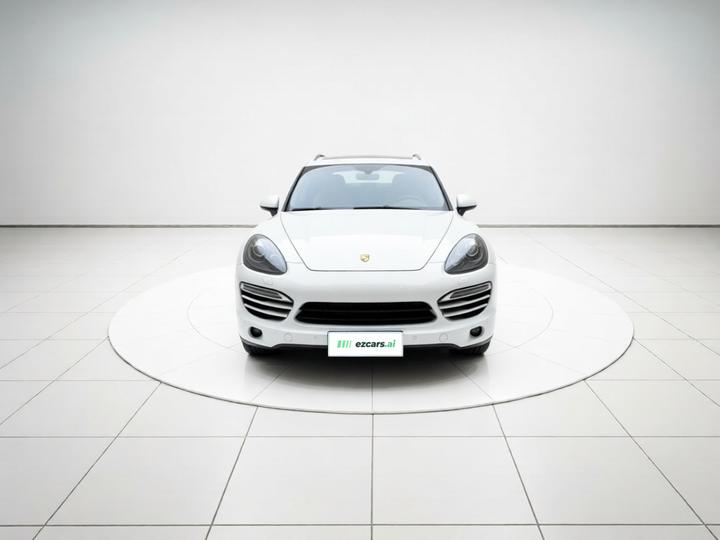 2014 Cayenne Platinum Edition 3.0T photo 2