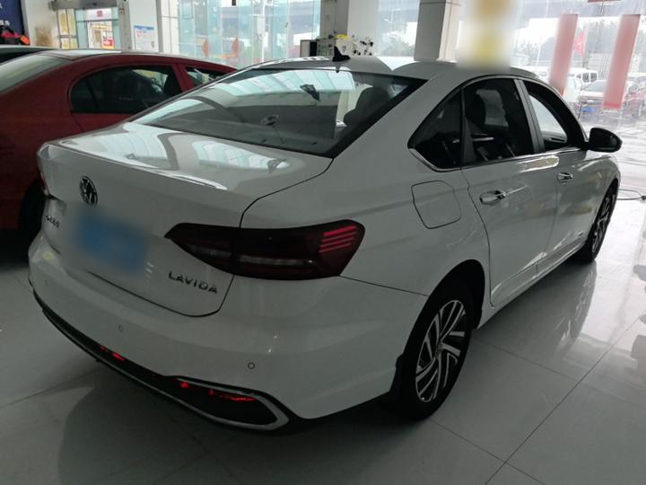 Lavida 2023 Facelift 1.5L AT photo 6