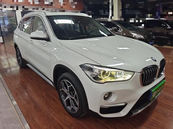 X1 2018 xDrive20Li Exclusive photo 3