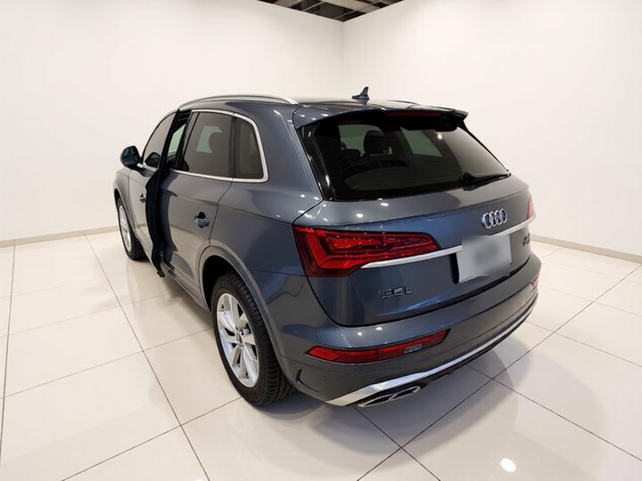 Q5L 2021 40 TFSI Luxury Dynamic photo 4