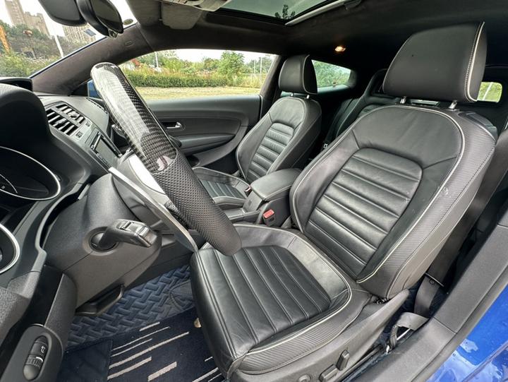 2015 2.0TSI Luxury photo 6