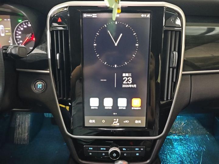 Song MAX 2017 1.5T AT Connected Elite 7-Seater photo 8