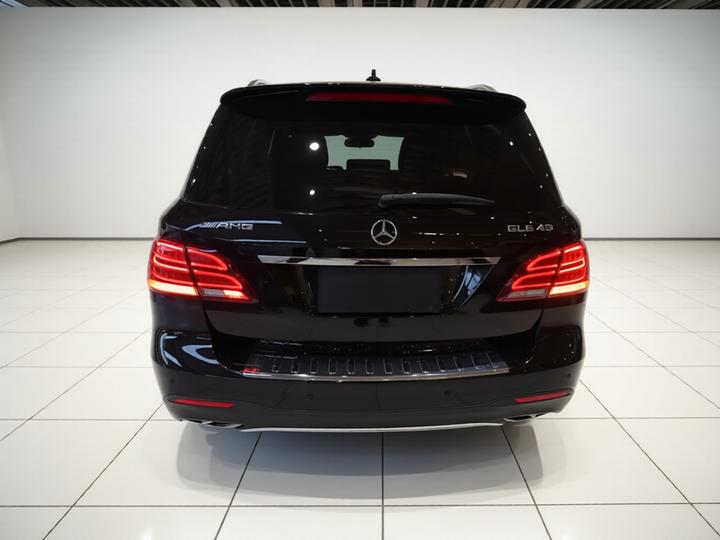 GLE AMG 2017 AMG GLE 43 4MATIC photo 3