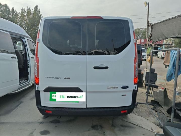 Transit 2019 2.0T Diesel Short Wheelbase 6-Seater China VI photo 3