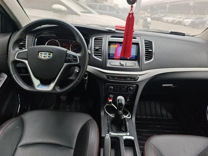 Vision 2016 1.5L MT photo 5