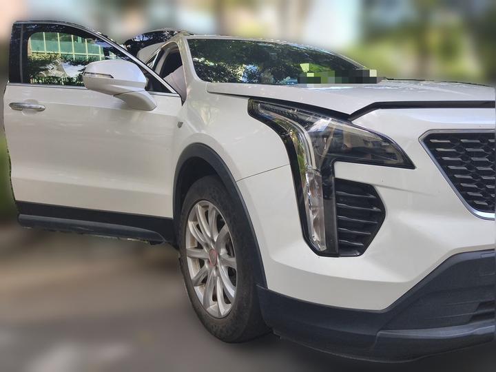 XT4 2018 28T RWD Tech photo 3