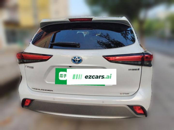 Highlander 2022 Hybrid 2.5L AWD Premium 7-Seater photo 5
