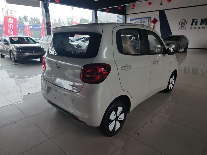 Hongguang MINIEV 2025 4th Gen 4-Door photo 6