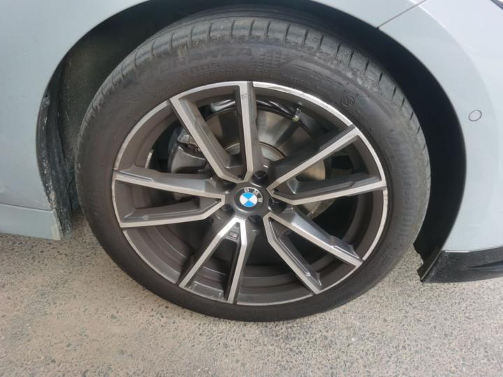3 Series 2025 325i M Sport Package photo 8
