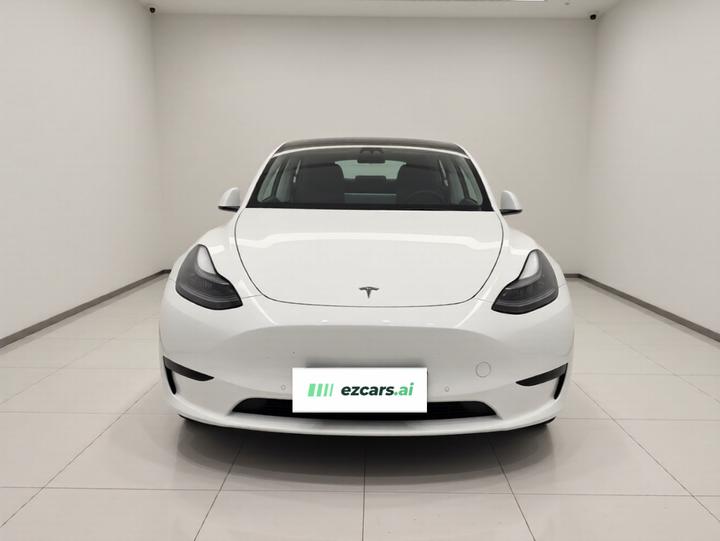 Model Y 2022 RWD photo 2