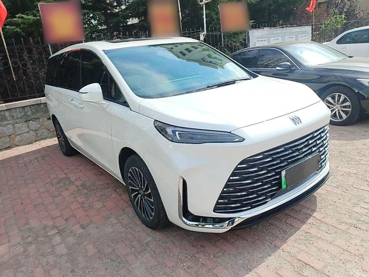 GL8 EV 2025 photo 3
