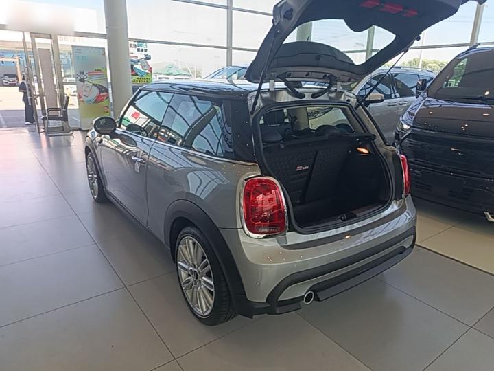 2023 Facelift 1.5T COOPER photo 4