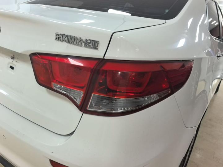 K2 2015 Sedan 1.4L AT GLS photo 7