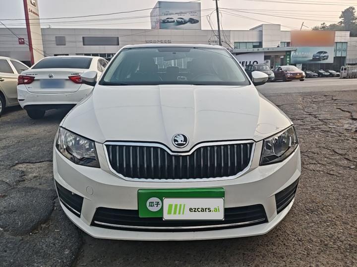 Octavia 2017 1.6L AT photo 2