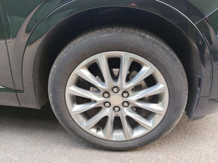 2020 28T AWD Exclusive Flagship photo 8