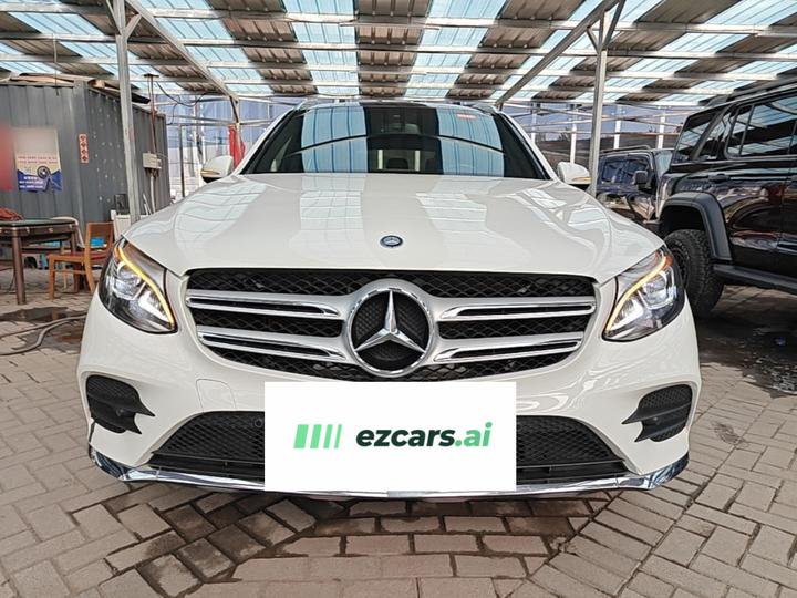 GLC 2017 GLC 260 4MATIC Dynamic photo 2