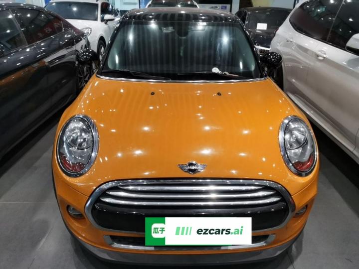 2016 1.5T COOPER 5-Door photo 2