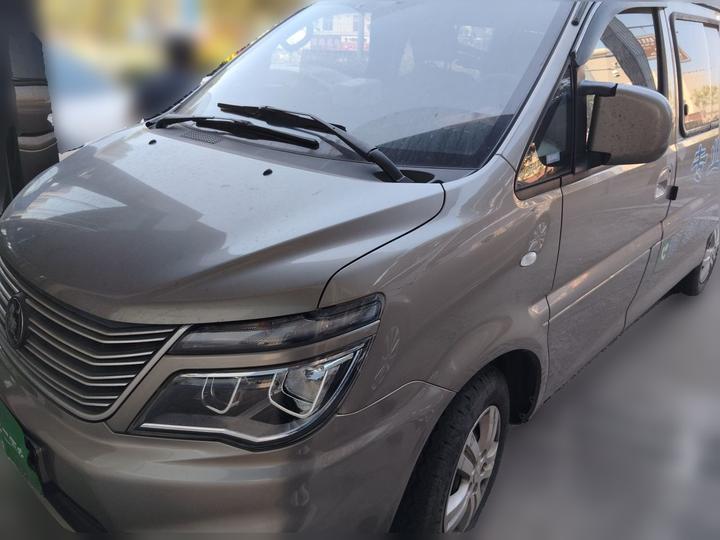 Lingzhi 2022 M5L 2.0L 7-Seater