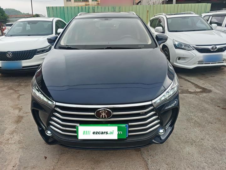 Song MAX 2017 1.5T AT Connected Premium 7-Seater photo 2