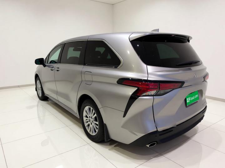 Sienna 2021 2.5L Hybrid Comfort photo 4