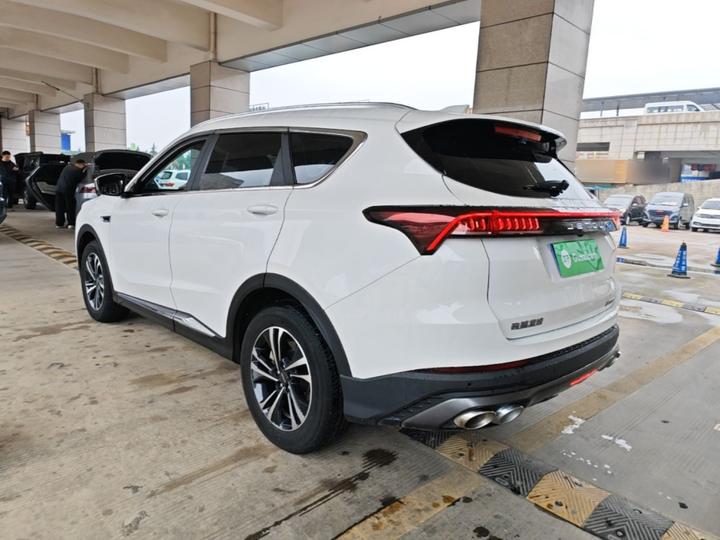 X70 PLUS 2021 1.6T DCT 5-Seater photo 4